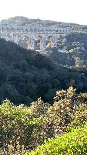 Aperçu des activités de la casse automobile SMV SUD MAINTENANCE VALORISATION située à VERS-PONT-DU-GARD (30210)